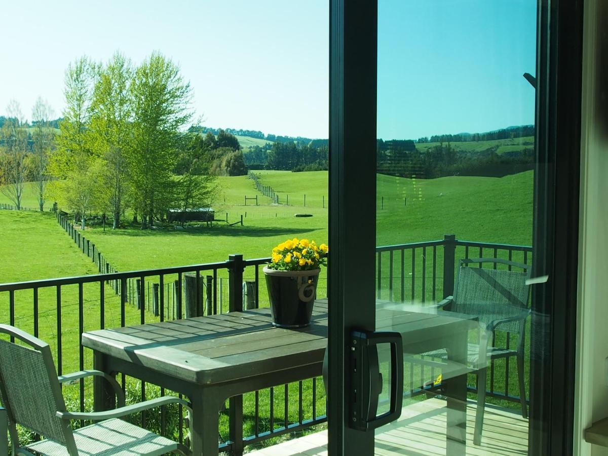 Boutique Tiny House - Te Anau Country Accommodation Exterior photo